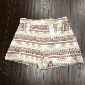 BCBG twill short size 6 NWT